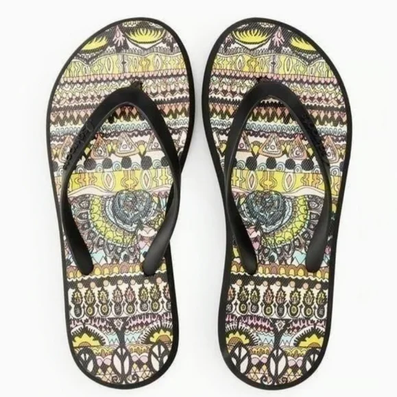 Sakroots Neon One World Encore Flip Flops Sandals - Picture 2 of 11